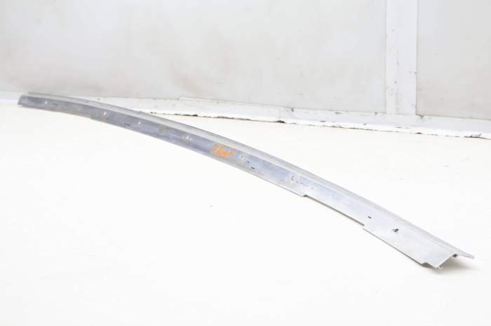 Convertible Upper Windshield Trim / Seal Bracket 51717237061 main product photo