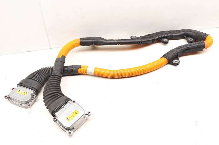 Hv / High Voltage Cable 61126824116 main product photo