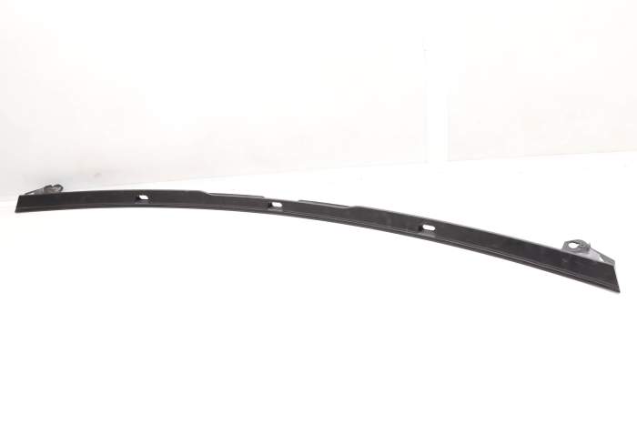 Windshield Washer Nozzle Panel / Bracket 1768600014 main product photo