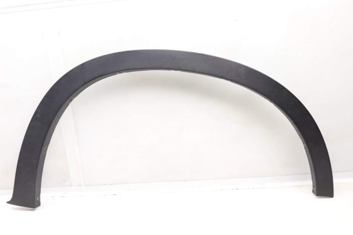 Wheel Fender Flare Trim / Molding 51777158428 main product photo