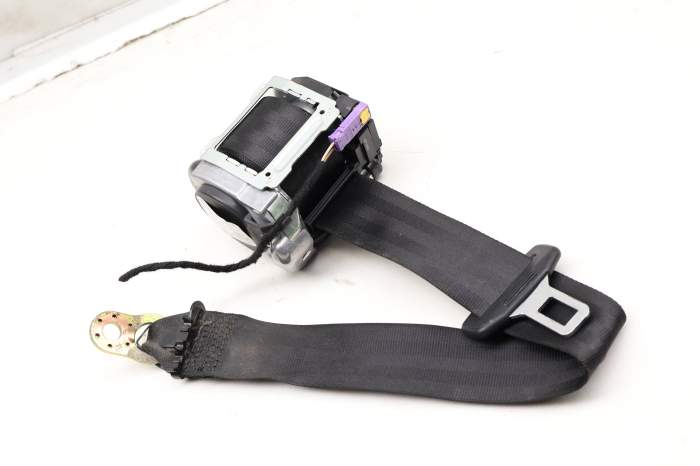 Center Seat Belt / Seatbelt Retractor 4E0857807B main product photo
