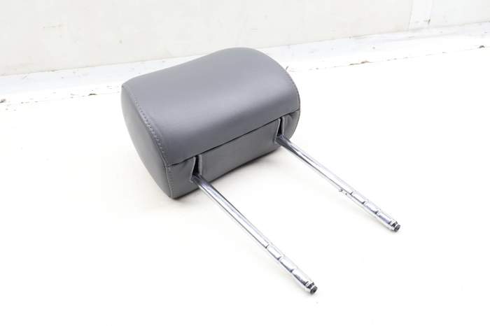 Headrest / Head Rest 8N0881899G main product photo