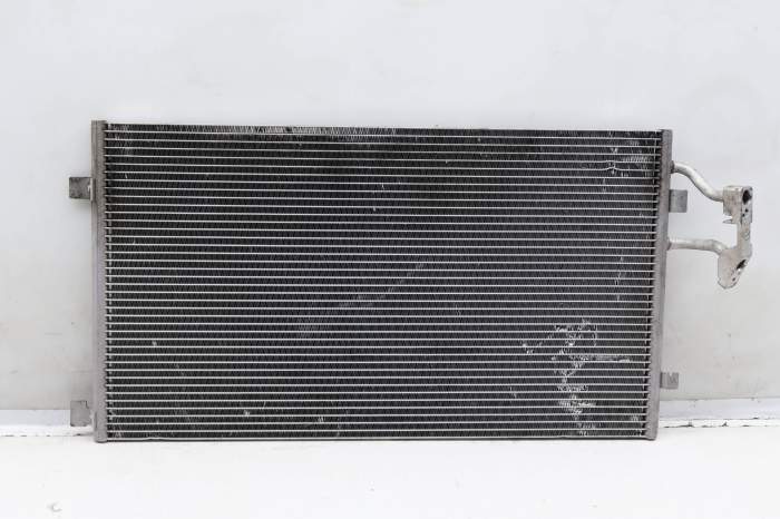Ac Condenser 64539305933 main product photo