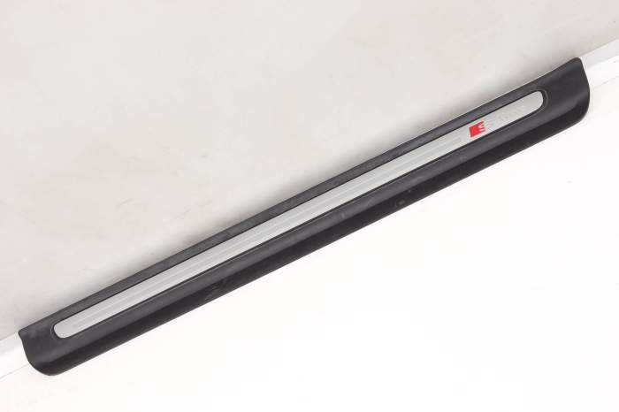 Door Sill / Scuff Plate (S Line) 8S0853491A main product photo