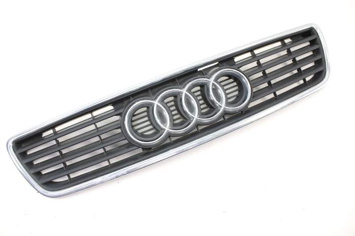Upper Hood Grille 4A0853651C main product photo