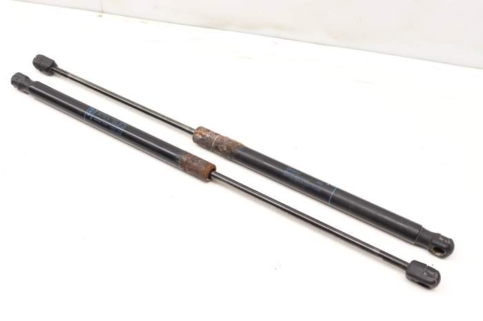 Trunk Hatch Strut / Shock Set 8K9827552A main product photo