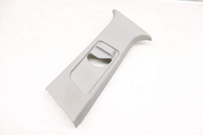 Upper B Pillar Trim / Panel 2046906925 main product photo
