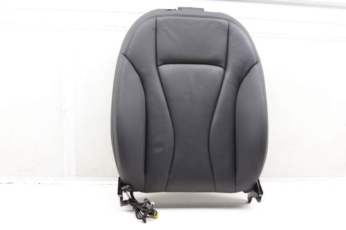 Upper Seat Backrest Cushion Assembly 4M0881806R main product photo
