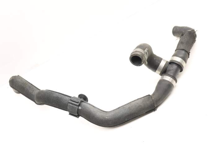 Center Radiator Coolant Hose / Line 8K0121086H main product photo