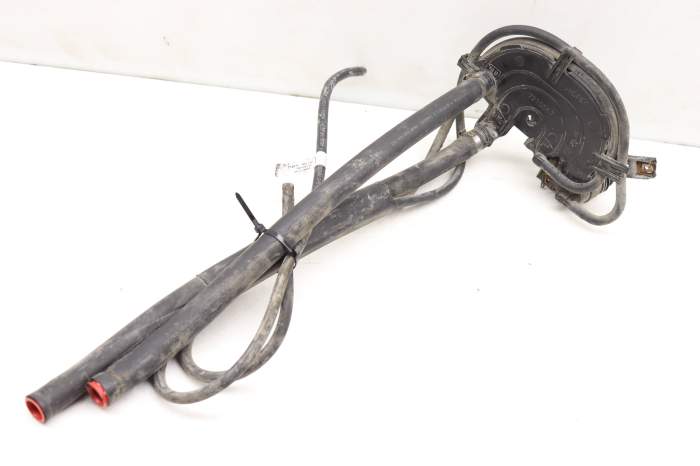 Diesel Filler Hose / Tube Assembly 16197210567 main product photo