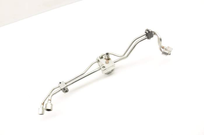 Fuel Rail Line / Pipe 079127503M main product photo