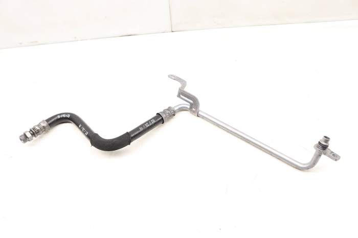 Transmission Oil Cooler Line / Pipe 95B317826B main product photo