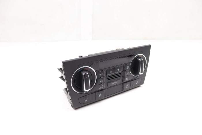 Ac Climate / Temp Control Unit 8U0820043J main product photo
