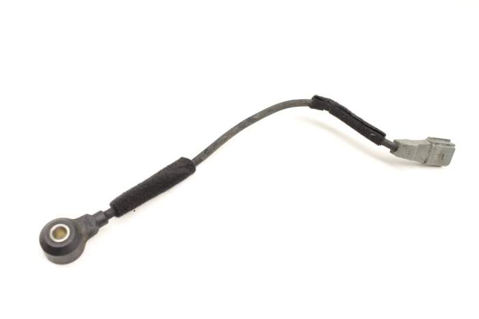 Engine Knock Sensor 07L905377B main product photo
