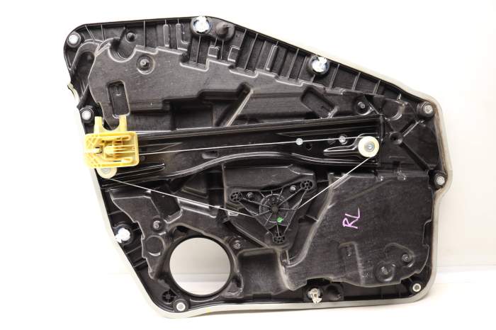 Door Panel / Window Regulator Assembly 51357417371 main product photo