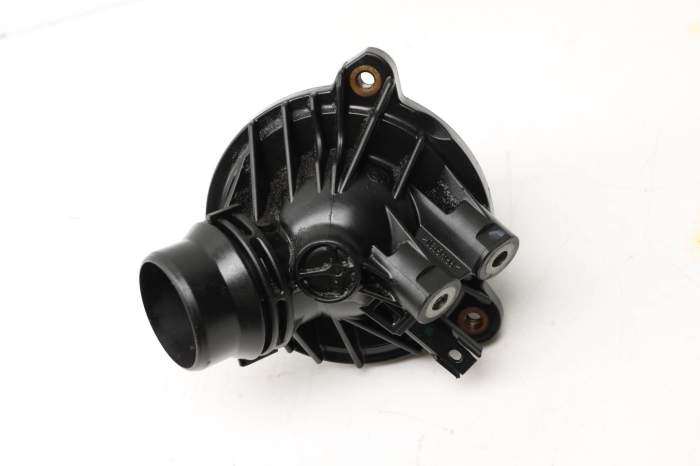 Thermostat W/ Housing 11537550172 main product photo