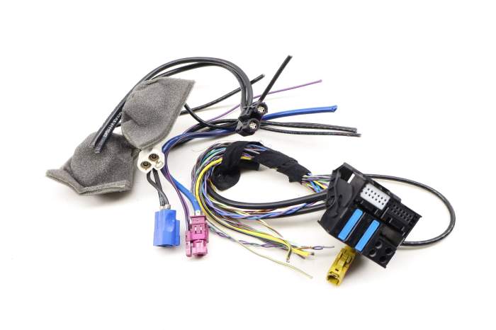 Radio / Stereo Receiver Head Unit Wiring Connector / Pigtail Set main product photo