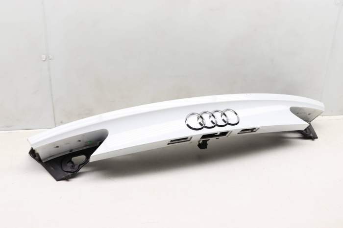 Trunk Lid Panel / Spoiler Mount 4G8827086H main product photo